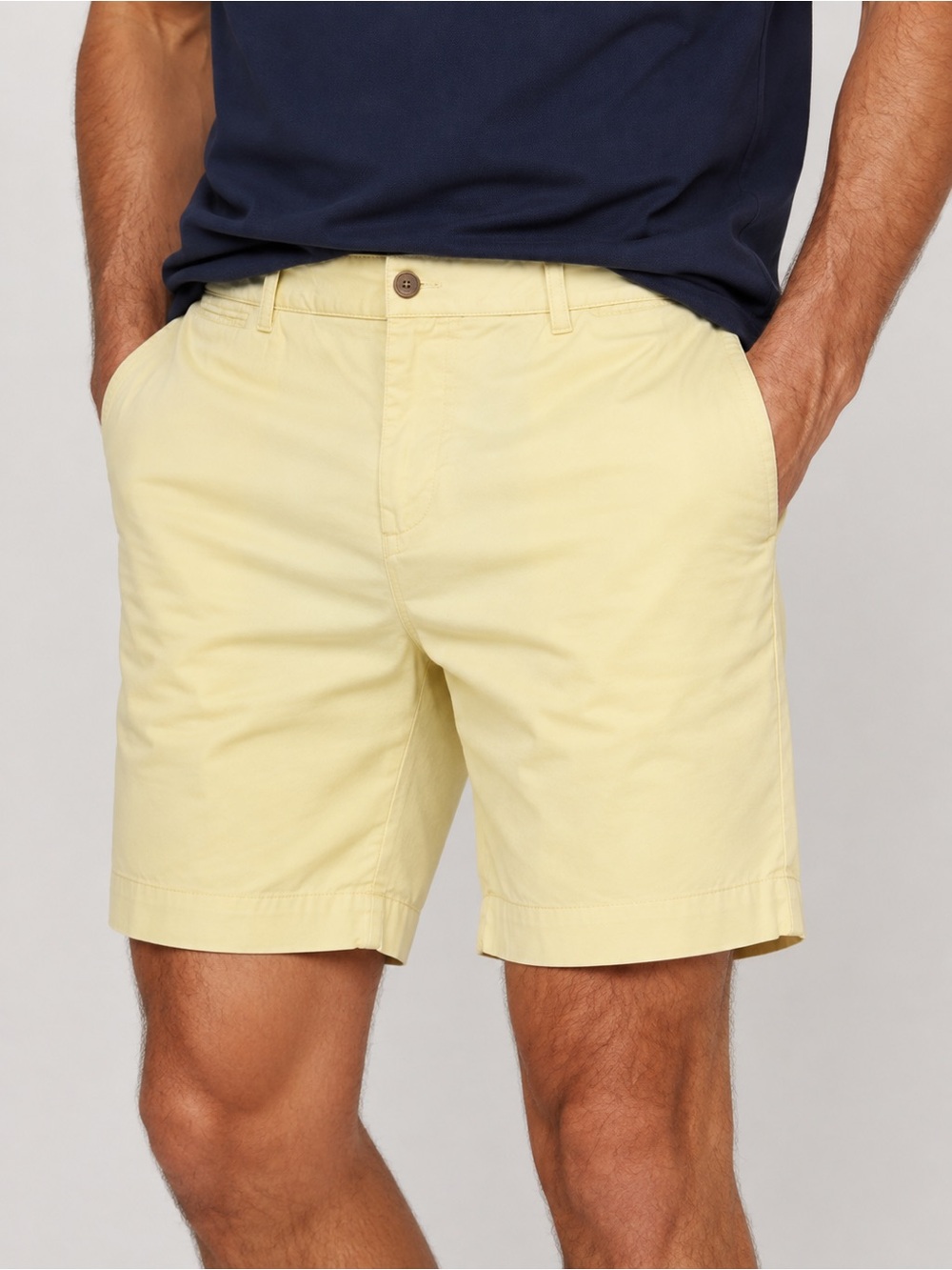 Tommy Hilfiger Men's Shorts - Size 34